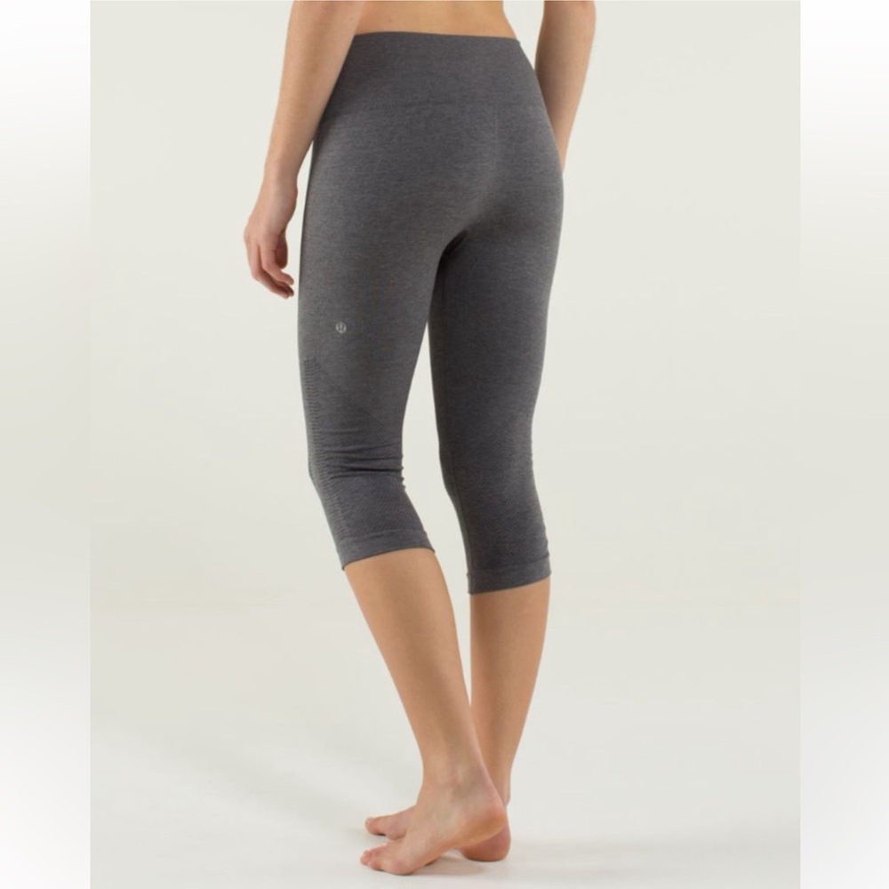 Lululemon In The Flow Crop Yoga Lounge Leggings Gray Size 6 - Picture 2 of 13